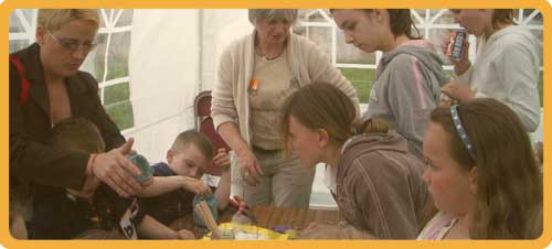 STIRart: the children of the local community engaged in a lantern making workshop.